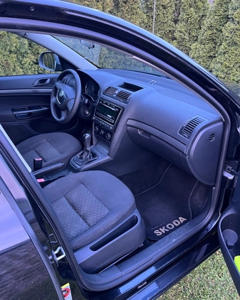 Skoda Octavia cena 16900 przebieg: 222850, rok produkcji 2010 z Słomniki małe 92